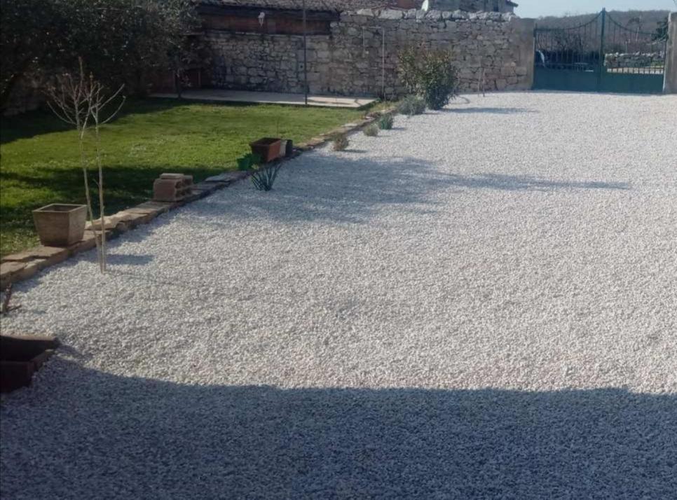 Holiday Home Stancija Becic Mugeba ภายนอก รูปภาพ