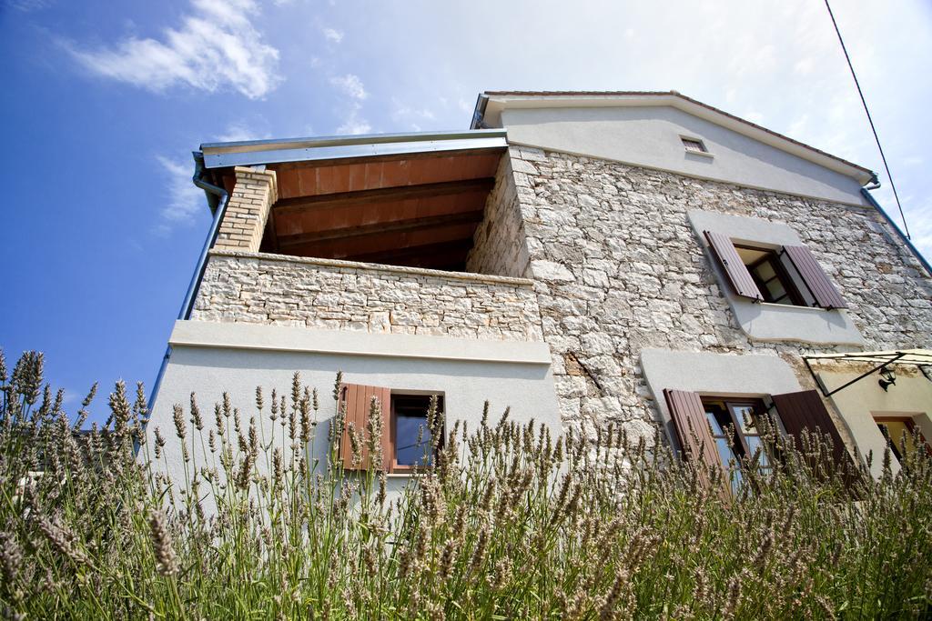 Holiday Home Stancija Becic Mugeba ภายนอก รูปภาพ