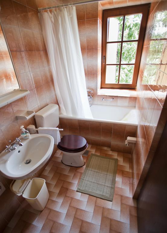 Holiday Home Stancija Becic Mugeba ภายนอก รูปภาพ